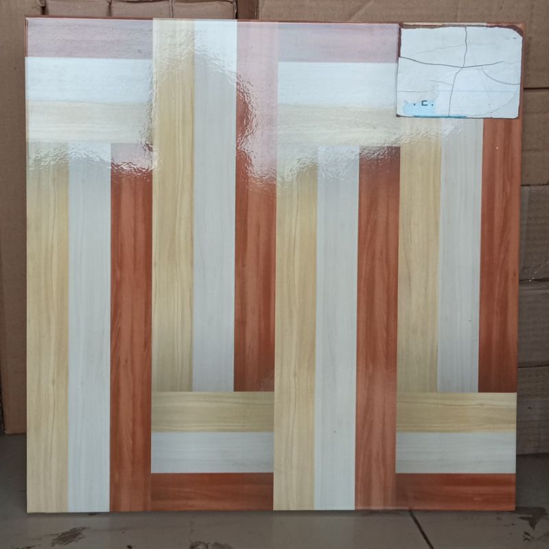 {ONGKIR DILUAR APLIKASI} Keramik Lantai Glossy Motif Kayu 40x40 CLADIA WOOD GREY Centro