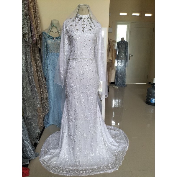 Request Kebaya Jumbo Akad, Kebaya Manten, Kebaya Pengantin, Kebaya brokat,  kebaya modern, Kebaya Belah Tengah dan Ekor panjang