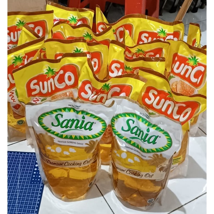 

Minyak Goreng Sunco 2 Liter Refill Kelapa Sawit MURAH - ORI - EXP Lama