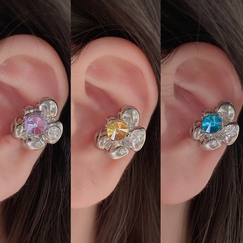 Anting Klip Telinga Wanita Model Simple Harajuku Motif Bunga Hias Berlian Imitasi