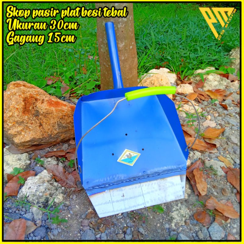 Sekop cendok pasir pegangan pipa besi - sekop pasir bangunan plat tebal cap ayam - sekop pasir