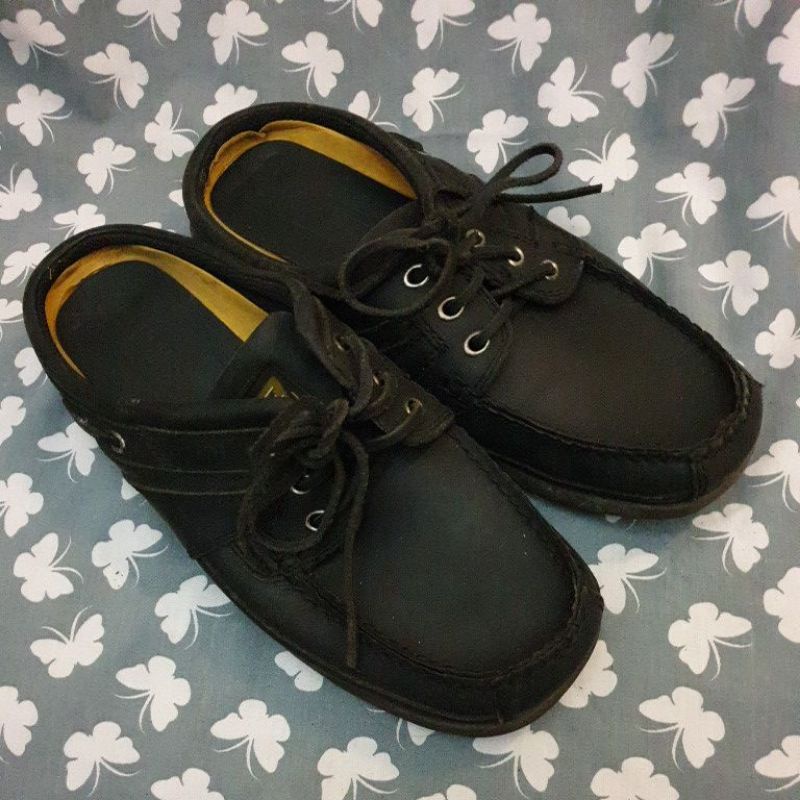 SEPATU BUSTONG CAMEL ACTIVE ULTIMATE III PRELOVED ORI