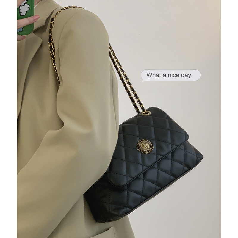 Suhao Xiaoxiang gaya Lingge chain bag wanita 2022 baru trendi all-match underarm small square bag high-end one-shoulder messenger bag