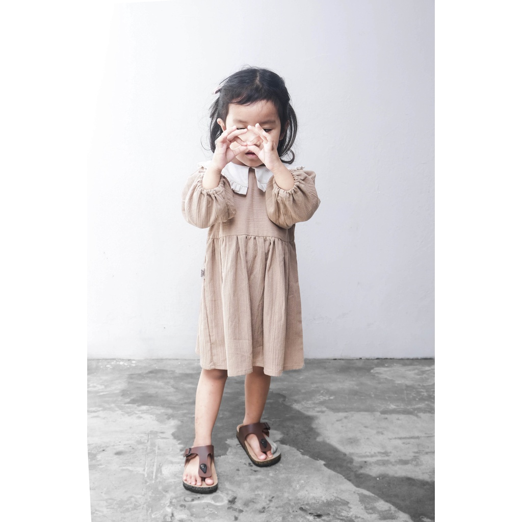 EMA - Dress Anak Kerah Korea Peterpan Collar Linen Lengan Panjang Krem Cream Hitam KADO ULANG TAHUN BAYI MURAH