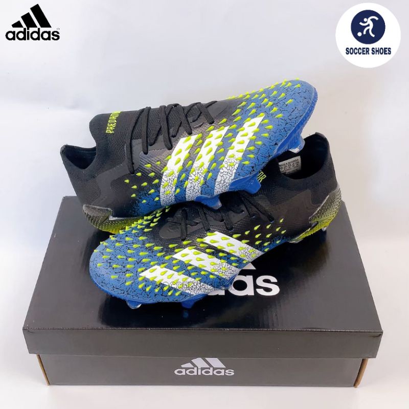 SEPATU BOLA ADIDAS PREDATOR FREAK .1 LOW SUPERLATIVE PACK FG