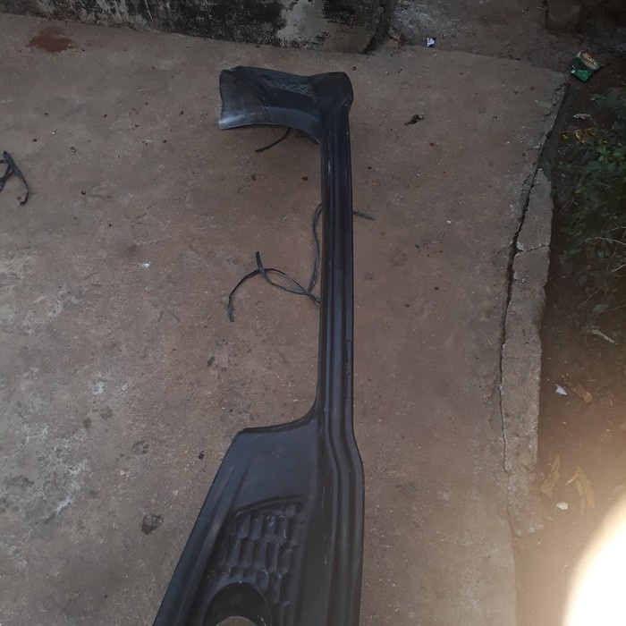 Aksesoris MOBIL BODYKIT depan yaris 2012