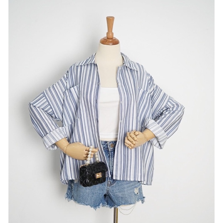 BEFAST - ZFS OOTD Kemeja Salur AYURA / MIYUKI DOUBLE POCKET SHIRT / Atasan Kemeja Lengan Panjang / Hem Stripe / Pakaian Casual Wanita / Kemeja Bisa Di Jadikan Outer / Fashion Ala Style Korean Wanita / kemeja Motif Garis-Garis / Hem Trendy / Termurah