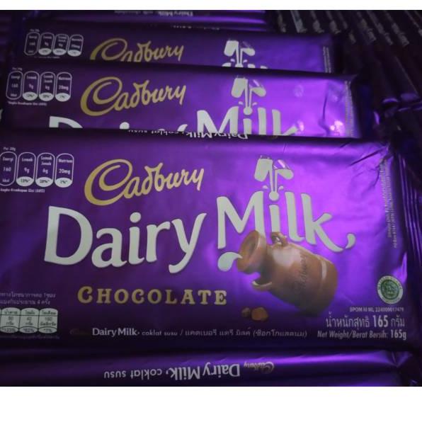 

CSFf4F9--Coklat Cadbury dairy milk 90 gram