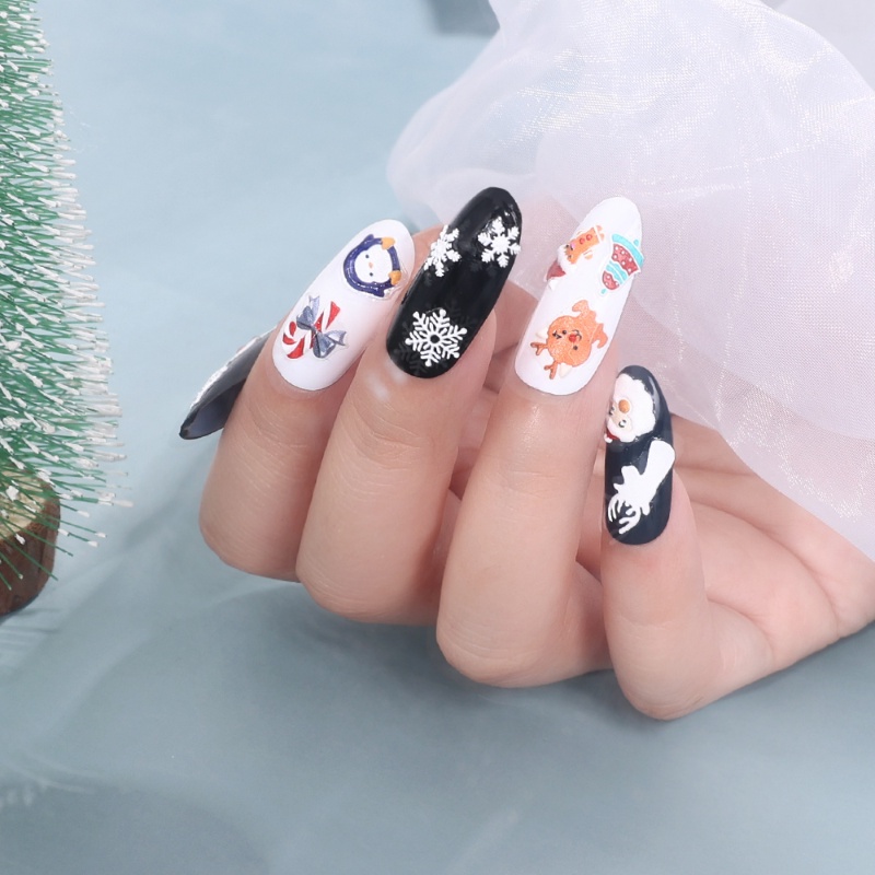1 Lembar Stiker Kuku 5D Motif Snowflake Santa Claus Warna-Warni Tahan Air Untuk Dekorasi Nail Art