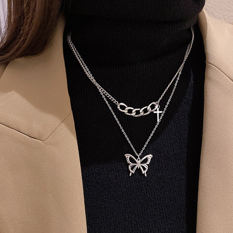 Kalung Rantai Multilayer Desain Kupu-Kupu Gaya Hip Hop Korea Untuk Wanita