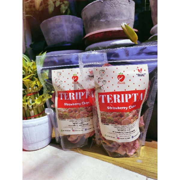 

TERIPTA STRAWBERRY CHIPS ( KERUPUK STRAWBERRY)
