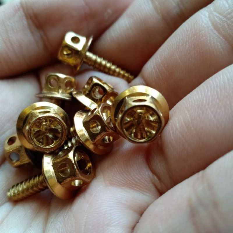 Baut probolt Body Honda beat scoopy vario Flower Gold Thailand 1 Pcs