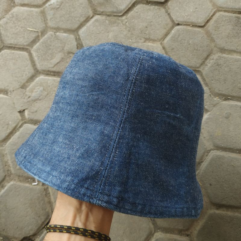 topi bucket hat denim bolak balik orange
