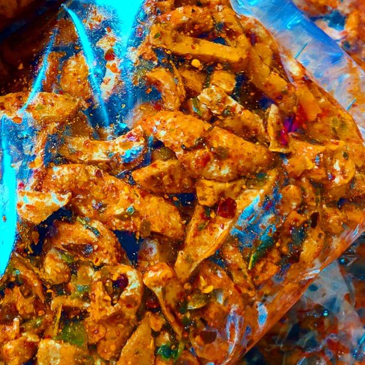 

CODEw3W7i--Basreng pedas daun jeruk 500 Gram
