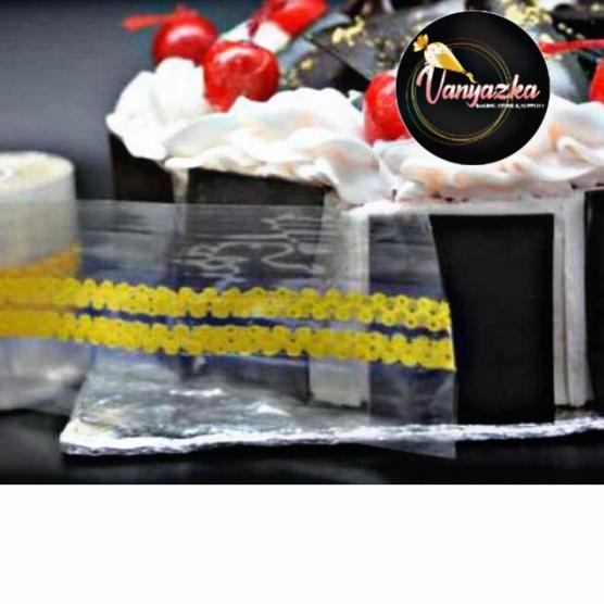 

Plastik Motif Roll (untuk pinggiran cake) - Bintang Kuning