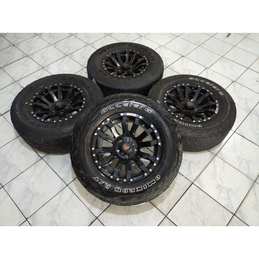 Velg Mobil Seken Ring 15 Lubang 5 BURNEH HSR R15X7 5X114,3 ET10