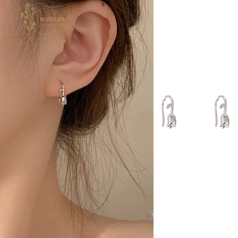 1 Pasang Anting Bentuk Tulip Bahan S925 Silver Anti Alergi Gaya Korea Untuk Wanita