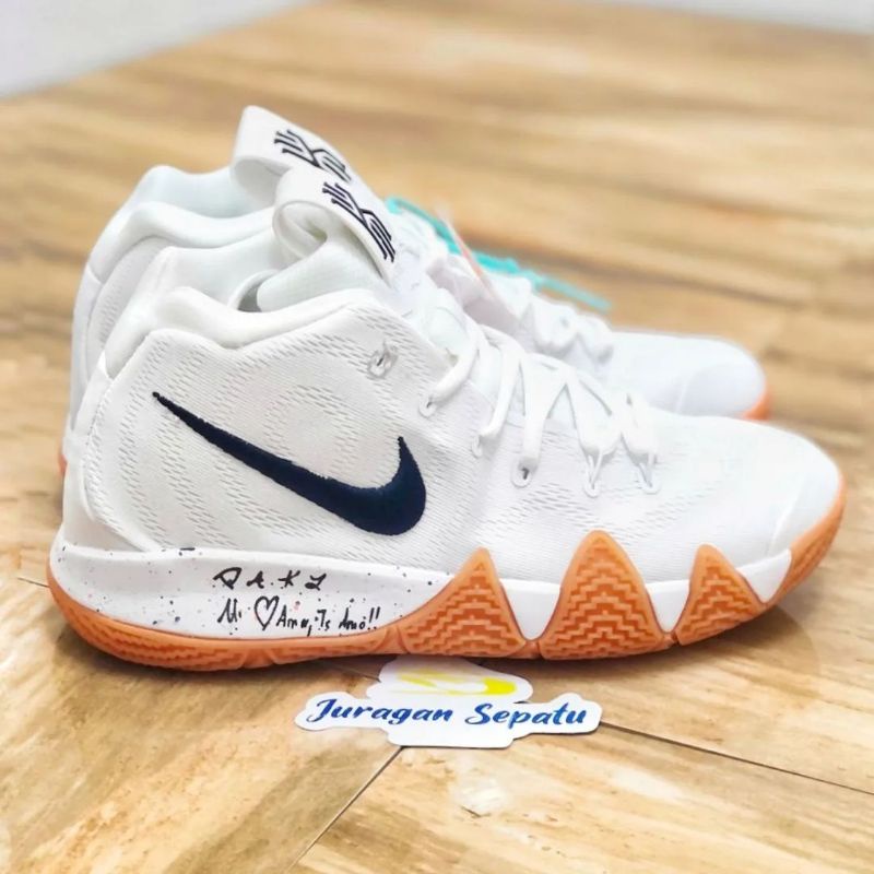 Nike Kyrie 4 &quot;Uncle Drew&quot;