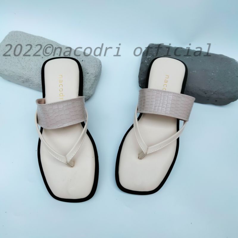 nacodri  KELLY  Flatform sandal wanita