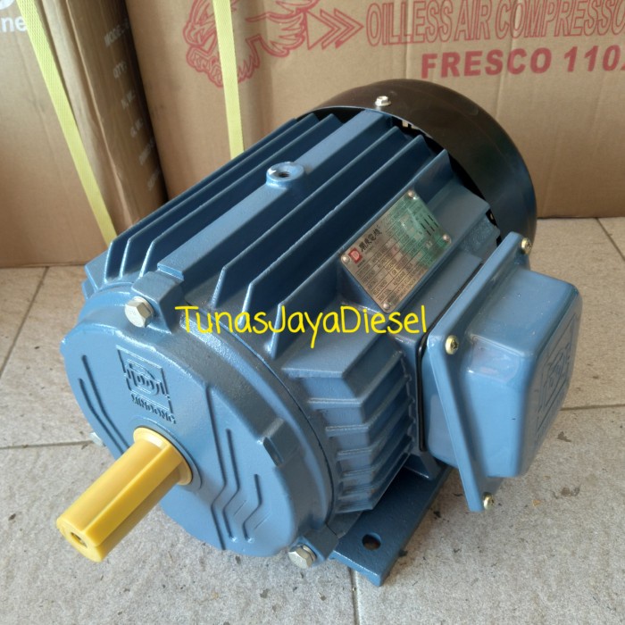Motor Listrik Dinamo Elektro Motor 5Hp 3Phase 2800Rpm
