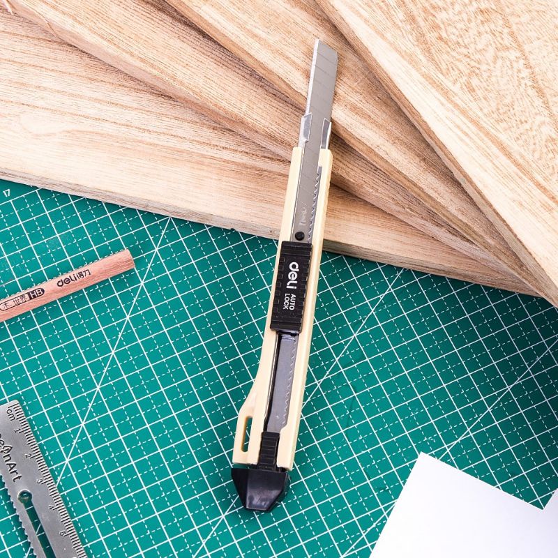 

Cutter Deli CD10150 (pemotong kertas) Gillette