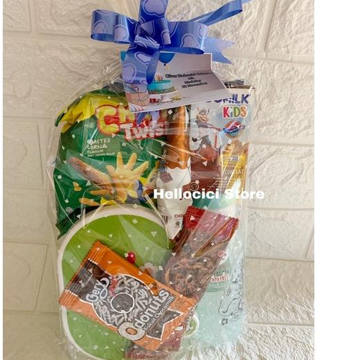 

✨TERBARU✨ PARCEL BINGKISAN SNACK + KOTAK MAKAN + BOTOL MINUM KEMASAN ULANG TAHUN 