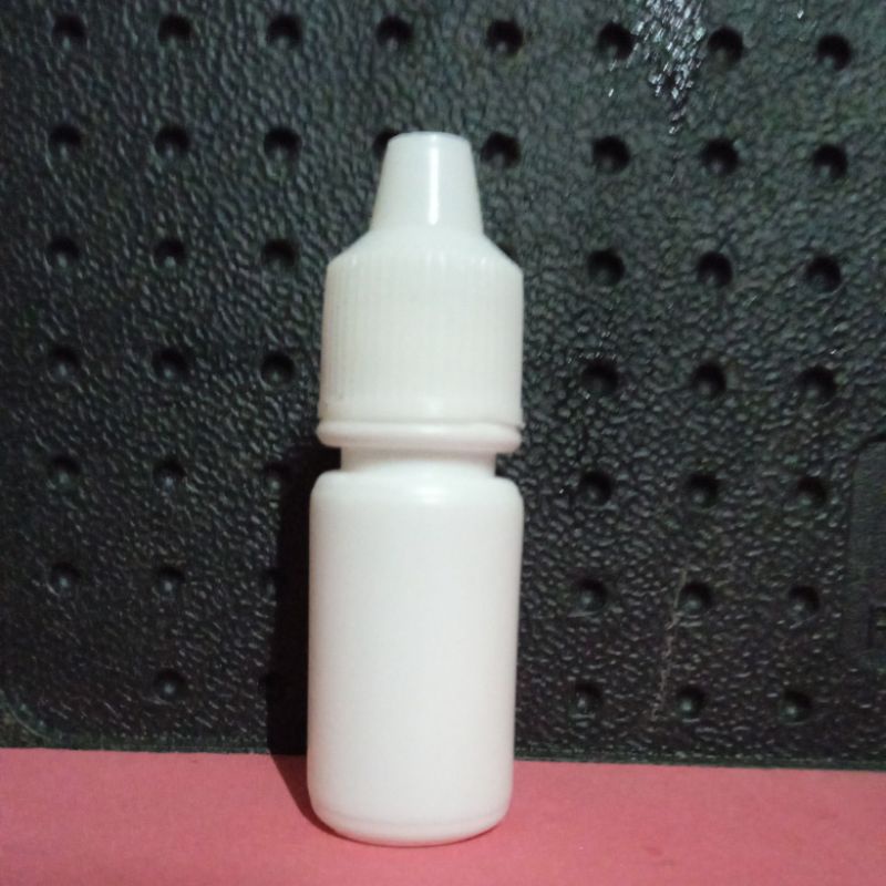 Essen Serba 5000, Strawberry Usar, Nilam, Akasia, Kamper, Blenok, Melati 5ml