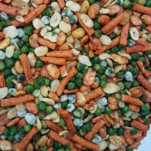 

BAYAR DITEMPAT✔️Mix Nut Kacang Campur Kapri Koro Pang-Pang Pedas Manis 500gr|KD1