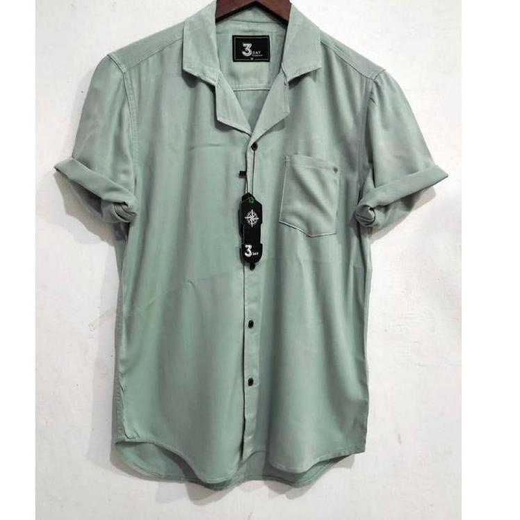 Terlaris ~KEMEJA POLOS LENGAN PENDAK HAWAIAN CLASSIC SHIRT KEMEJA PANTAI RAYON kemeja krah piama pri