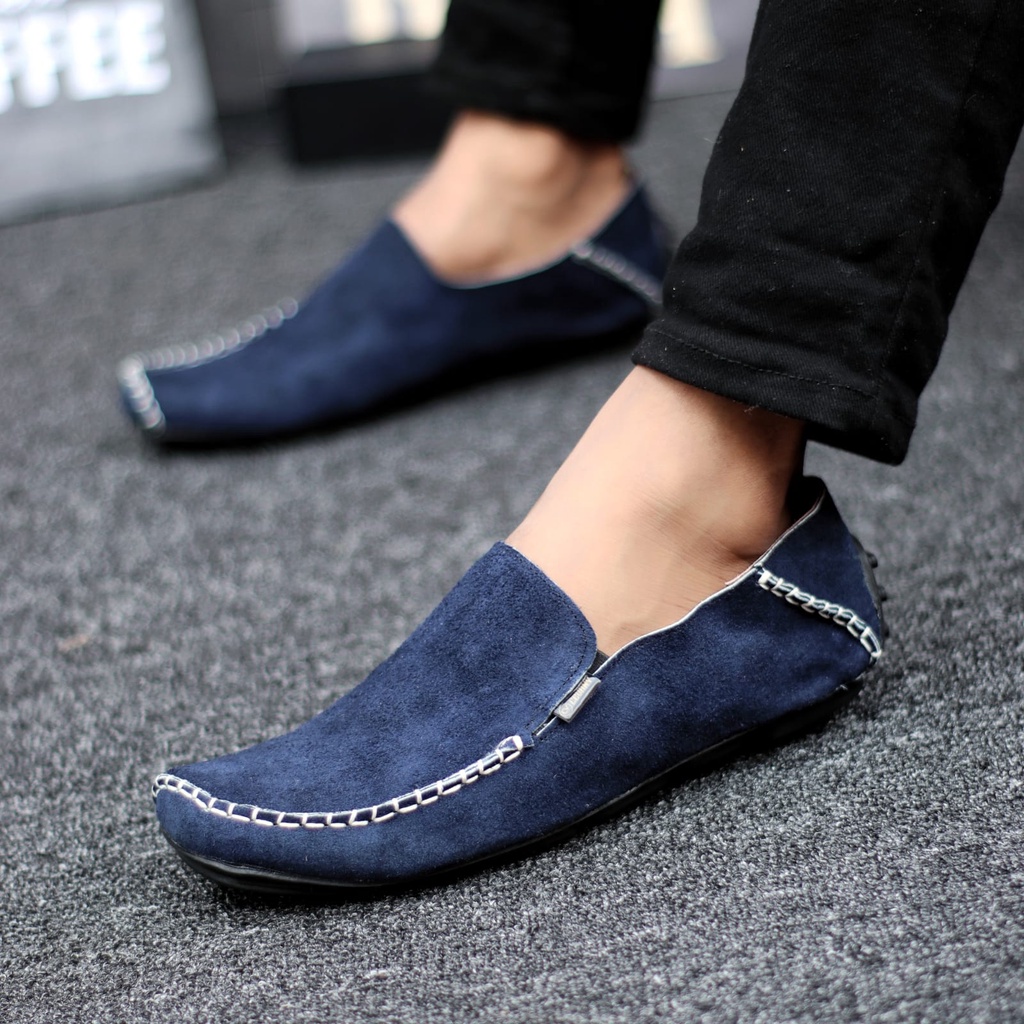 Sepatu Slip On Casual Kulit Asli Kerja Santai Hitam Pria Abrhm Mocsue