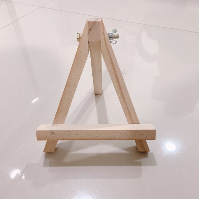 

Jualan Wooden Easel Penyangga Kanvas Lukis Tripod Kanvas Foto Lukisan 20X14Cm Murah