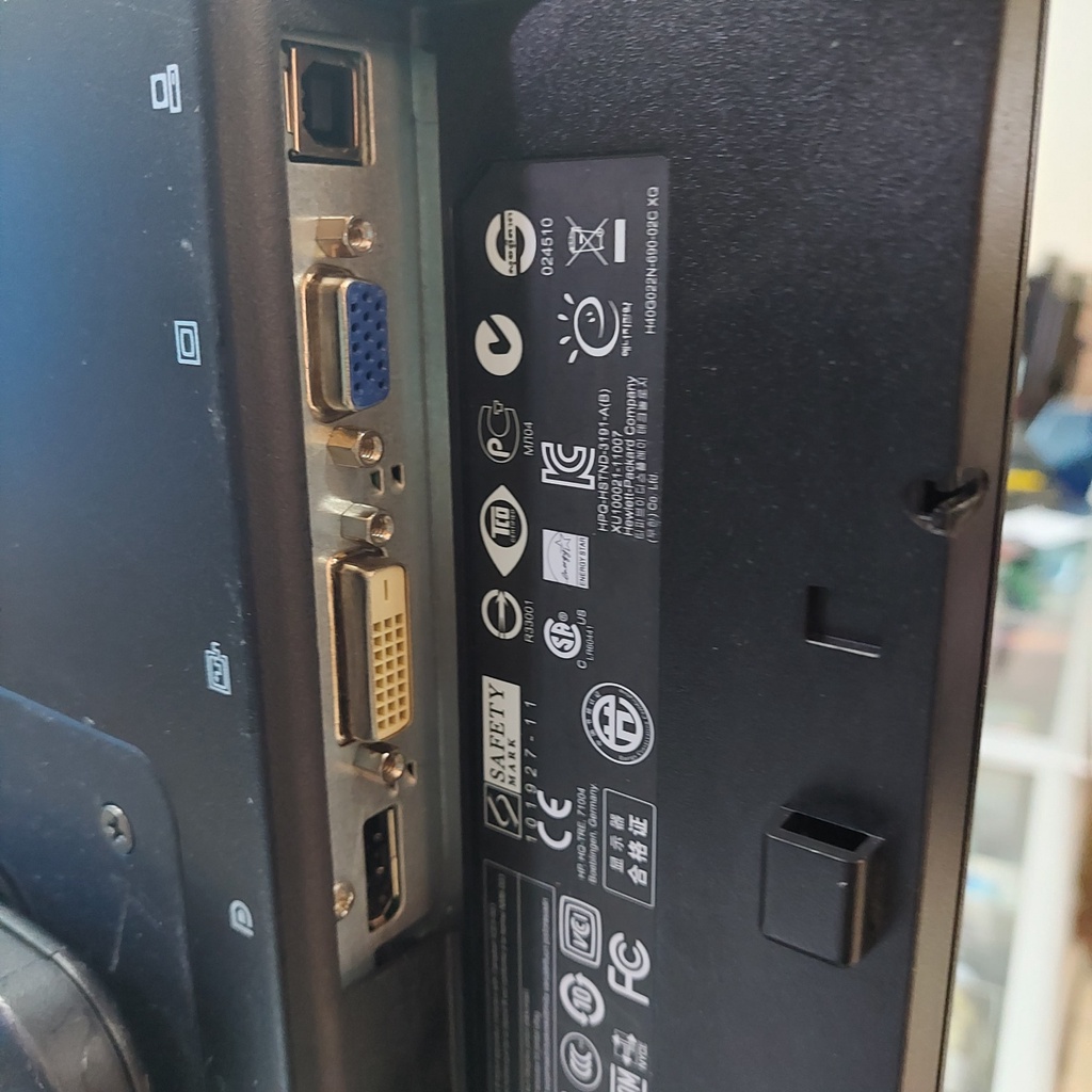 Monitor 22 Inch HP Portaid FHD Widescreen  Monitor Second