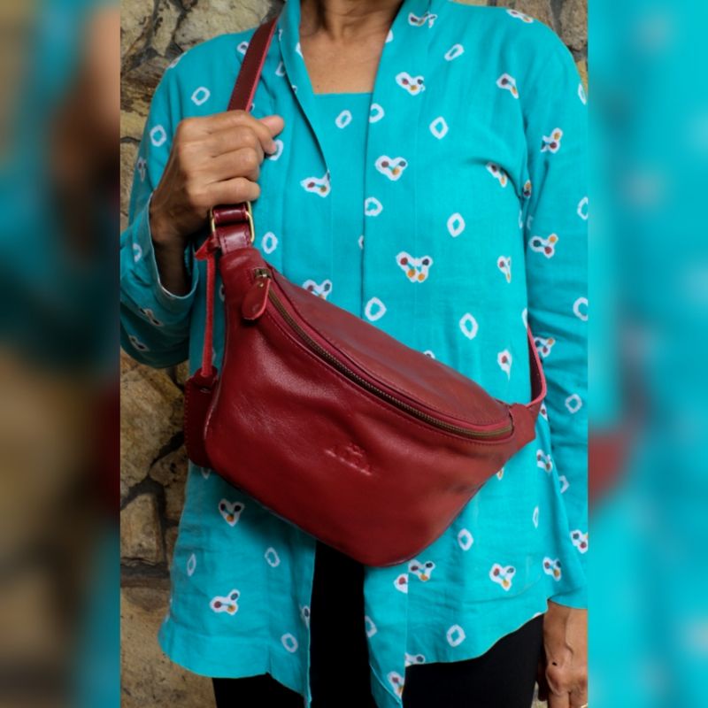 Aira Tas Selempang Dan Bahu Pria Waistbag Jenong Kulit Sapi Asli Bahan Jenis Krom Leather Terbaru Kain Lurik Tradisional Tali Adjustable Kekinian Original