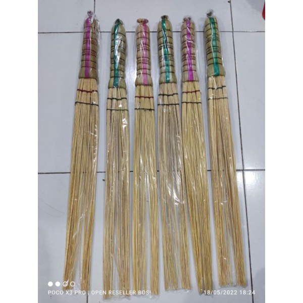 sapu lidi putih / sapu lidi kasur / sapu lidi kasur tebah / sapu pembersih kasur