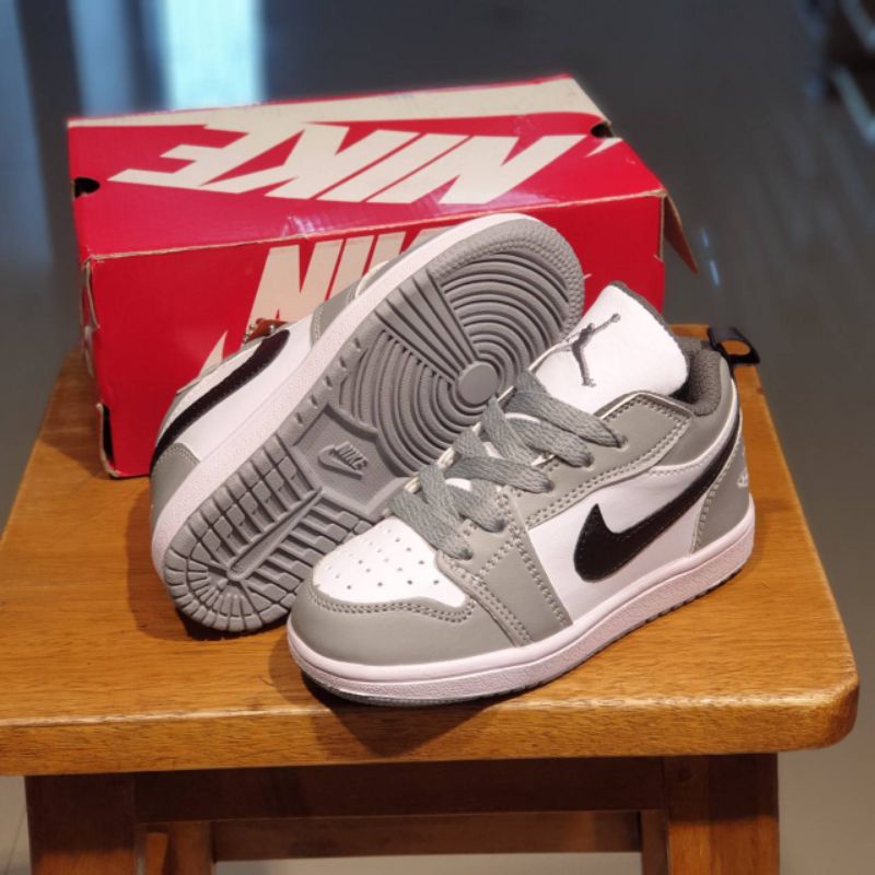 SEPATU JORDAN LOW ANAK ANAK SEPATU ANAK NIKE LAKI LAKI SEPATU JORDAN PENDEK ANAK