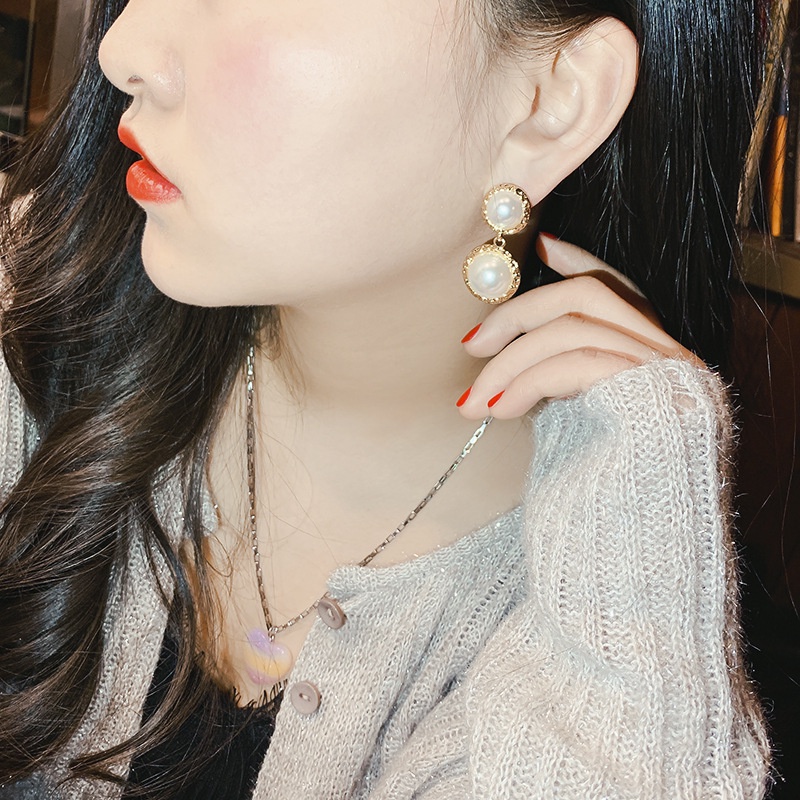 Anting Stud Bentuk Bulat Aksen Mutiara Gaya Vintage Korea Untuk Wanita