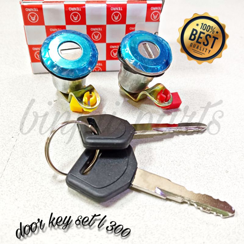 DOOR KEY SET/KUNCI PINTU MOBIL MITSUBISHI L 300