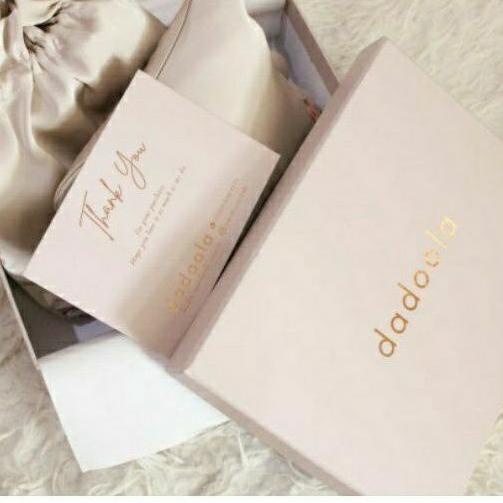 

CODE3z3Yn--Premium Mahar / Hampers Box + Card