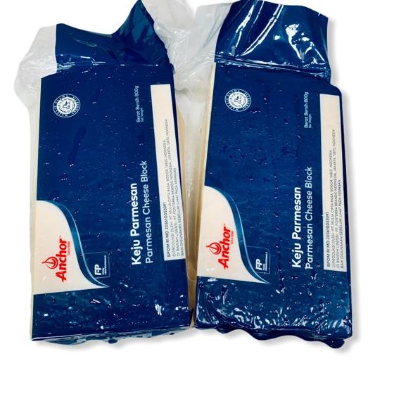 

New Trend--Keju Parmesan Blok Anchor packing 200 gr Parmesan Cheese Block Original BPOM Halal
