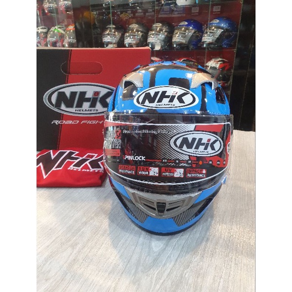 Helm NHK GP1000 DELTA3