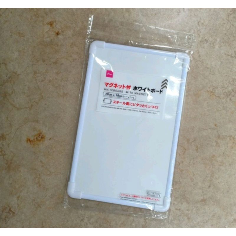 

Daiso Papan Tulis Kecil dengan Magnet Di Belakang Bisa Tempel Di Kulkas Magnetic Whiteboard White Board