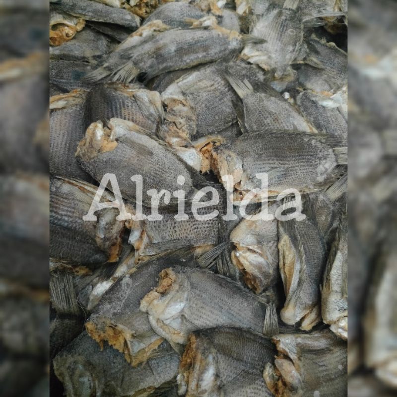 

IKAN ASIN TAMBAKAN 500GRAM