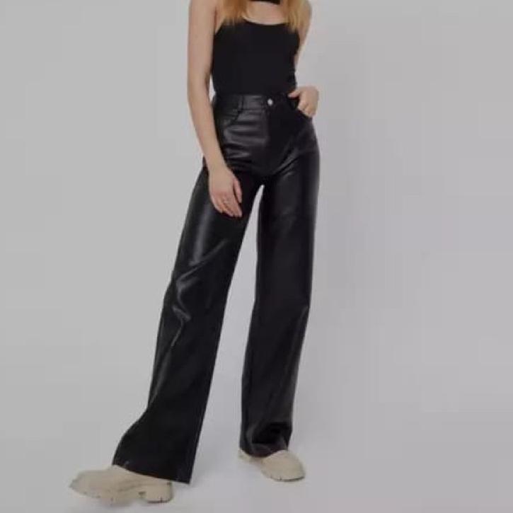 Stok Terbatas [BISA COD] Celana kulit wanita mode kulot highwaist/ Faux Leather Pants / Leather Pant