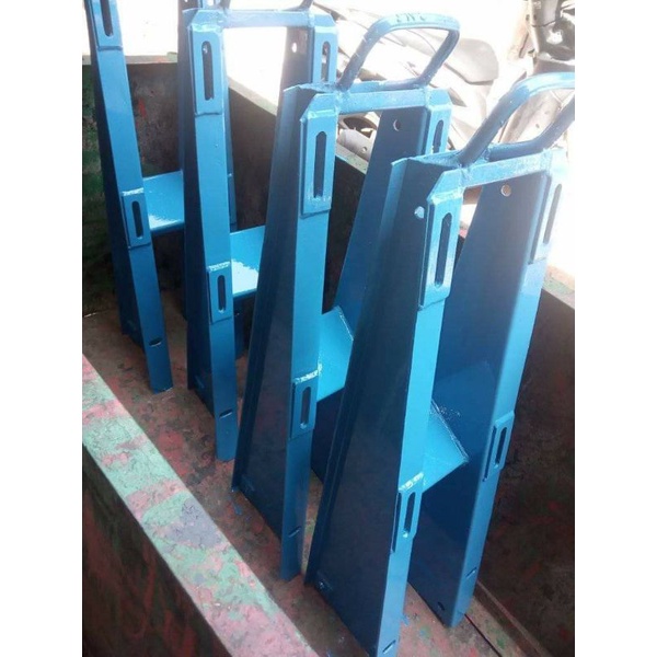 Bodi Traktor / Bodi Sasis Traktor / Rangka Traktor tipe g1000 boxser universial