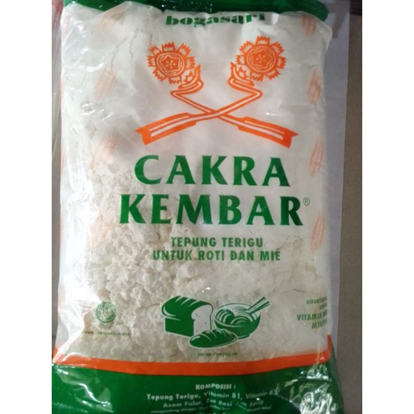 

tepung Cakra Kembar kemasan 1kg