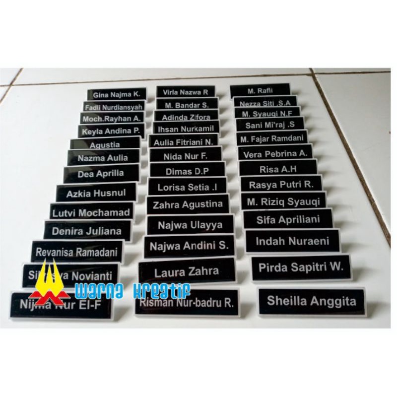 

papan nama dada/Name tag