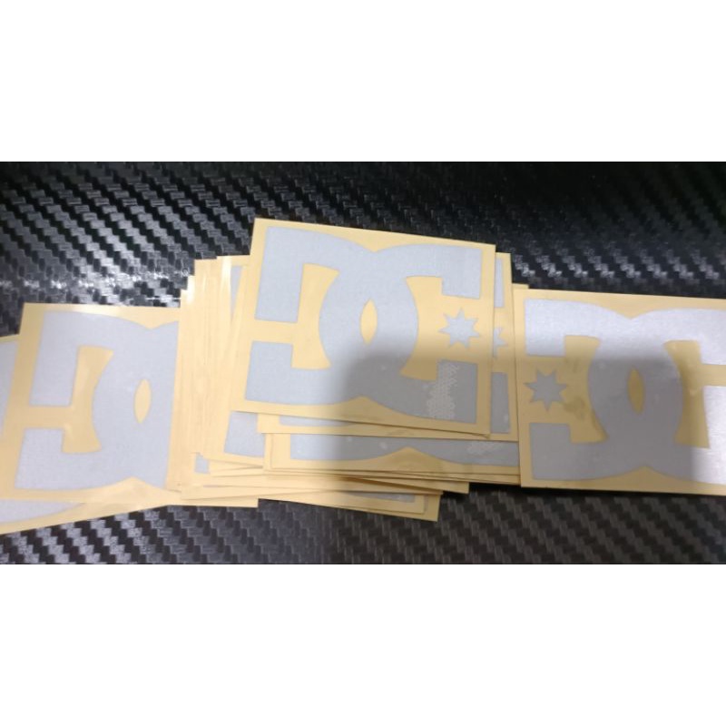 Stiker cutting DC