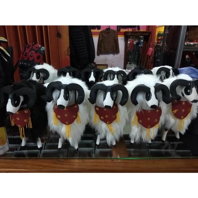 ] KERAJINAN MAINAN DOMBA GARUT