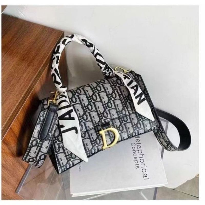 (1 KG MUAT 2PCS) Z12639 IMPORT CHINA HALUS TEBAL TAS MOTIP D B PAKAI KOTAK UNTUK KADO TAS FASHION WA