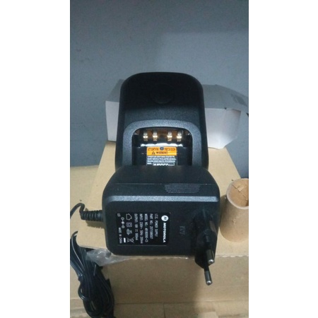 Charger Ht Motorola xir P8668Charger Ht Motorola xir p6620i
Charger Desktop Motorola Apx1000
Mototrb